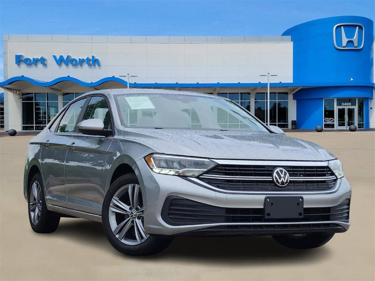 2024 Volkswagen Jetta SE — Sedan — 11,987 mi — Fort Worth, TX