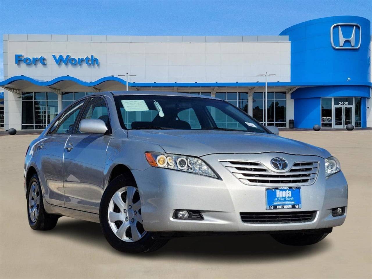 2007 Toyota Camry XLE V6 — Sedan — 161,125 mi — Fort Worth, TX