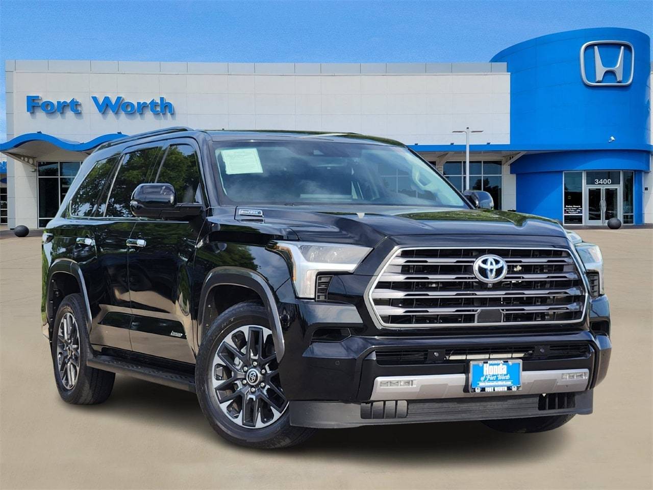 2023 Toyota Sequoia Limited — SUV — 32,648 mi — Fort Worth, TX