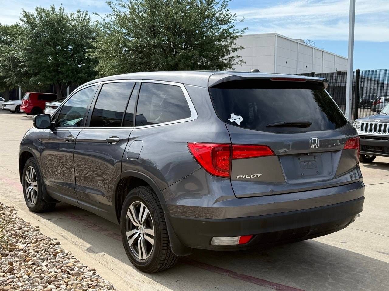 Thumbnail 3