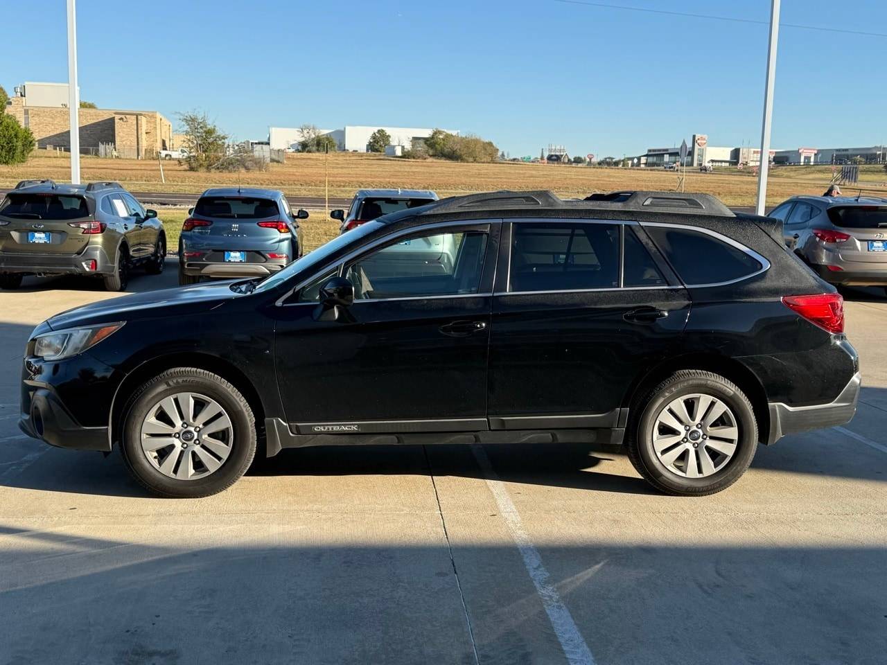 2018 Subaru Outback 2.5i Premium — SUV — 91,496 mi — Fort Worth, TX