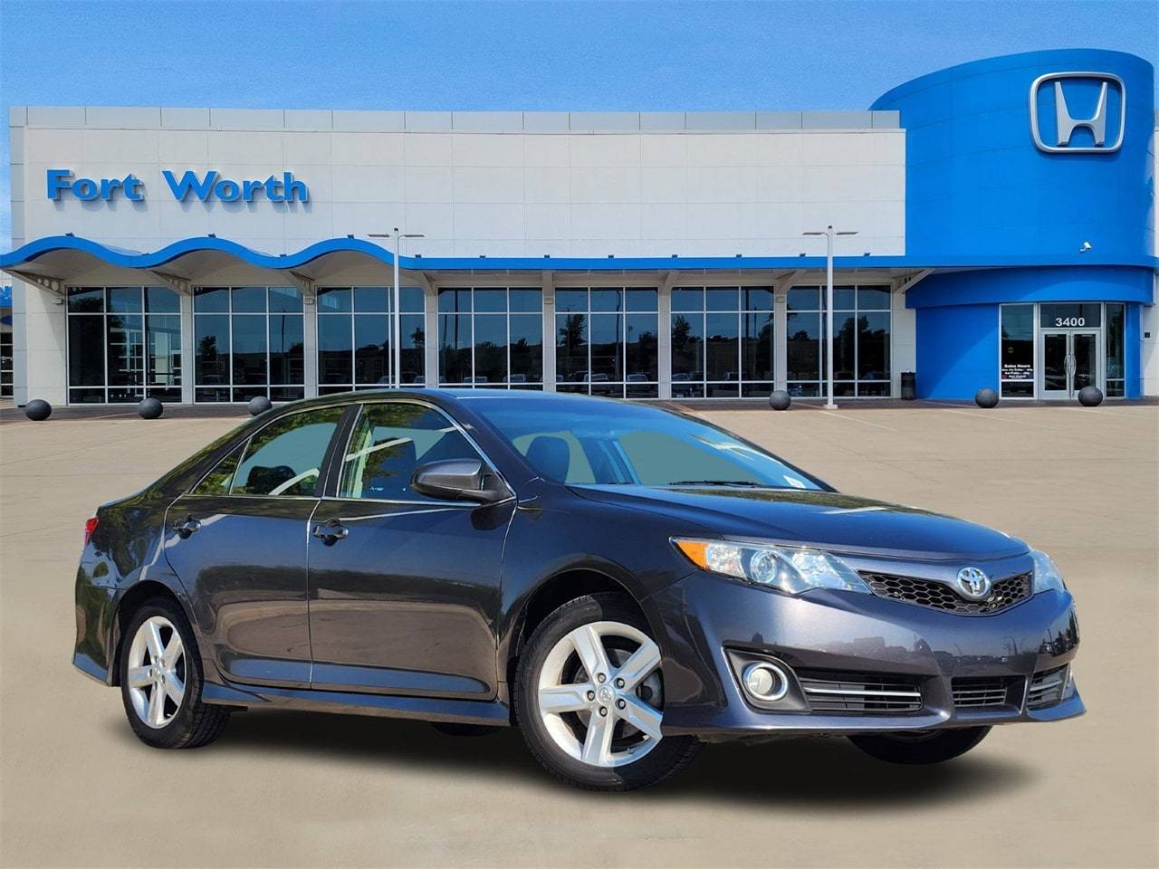 2014 Toyota Camry SE — Sedan — 189,673 mi — Fort Worth, TX