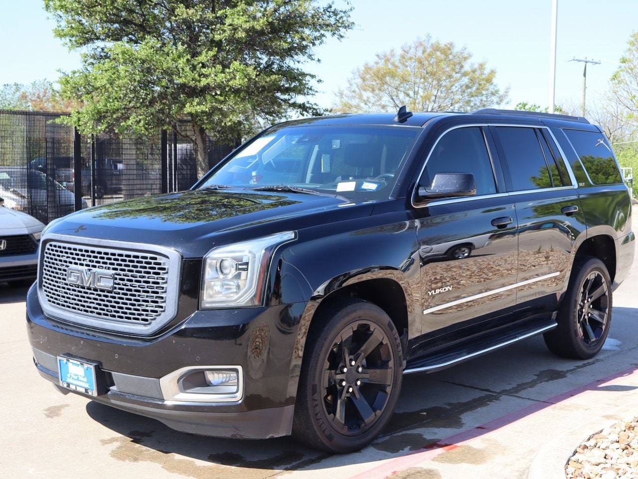 2018 GMC Yukon SLT — SUV — 166,687 mi — Fort Worth, TX