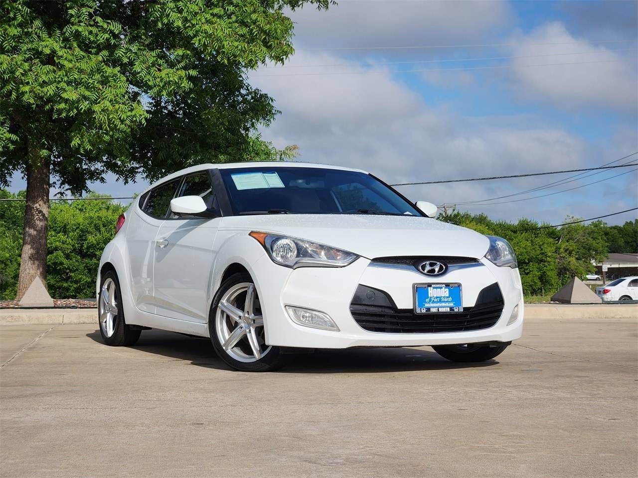 2014 Hyundai Veloster Base — Hatchback — 124,960 mi — Fort Worth, TX