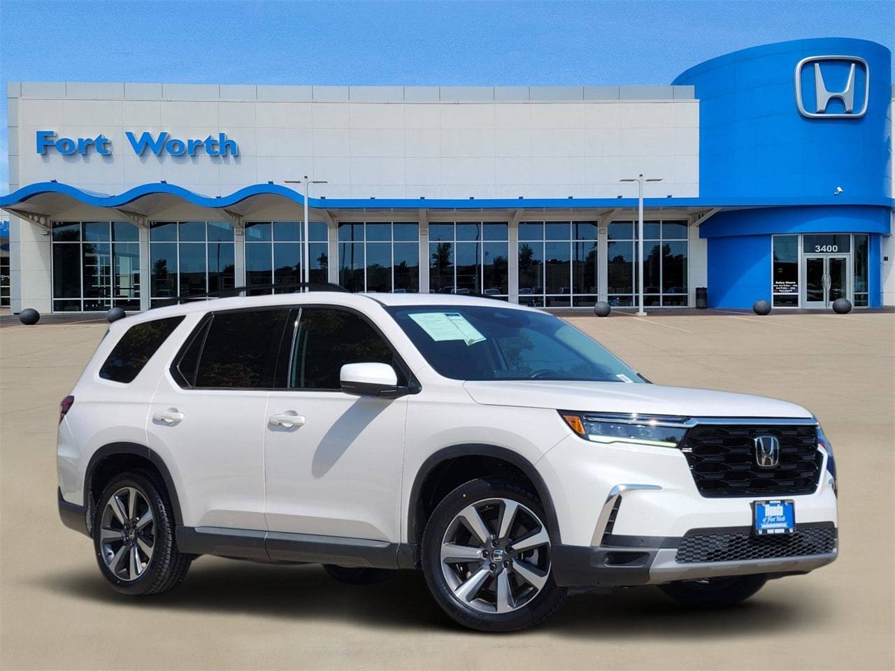 2023 Honda Pilot Touring — SUV — 57,499 mi — Fort Worth, TX