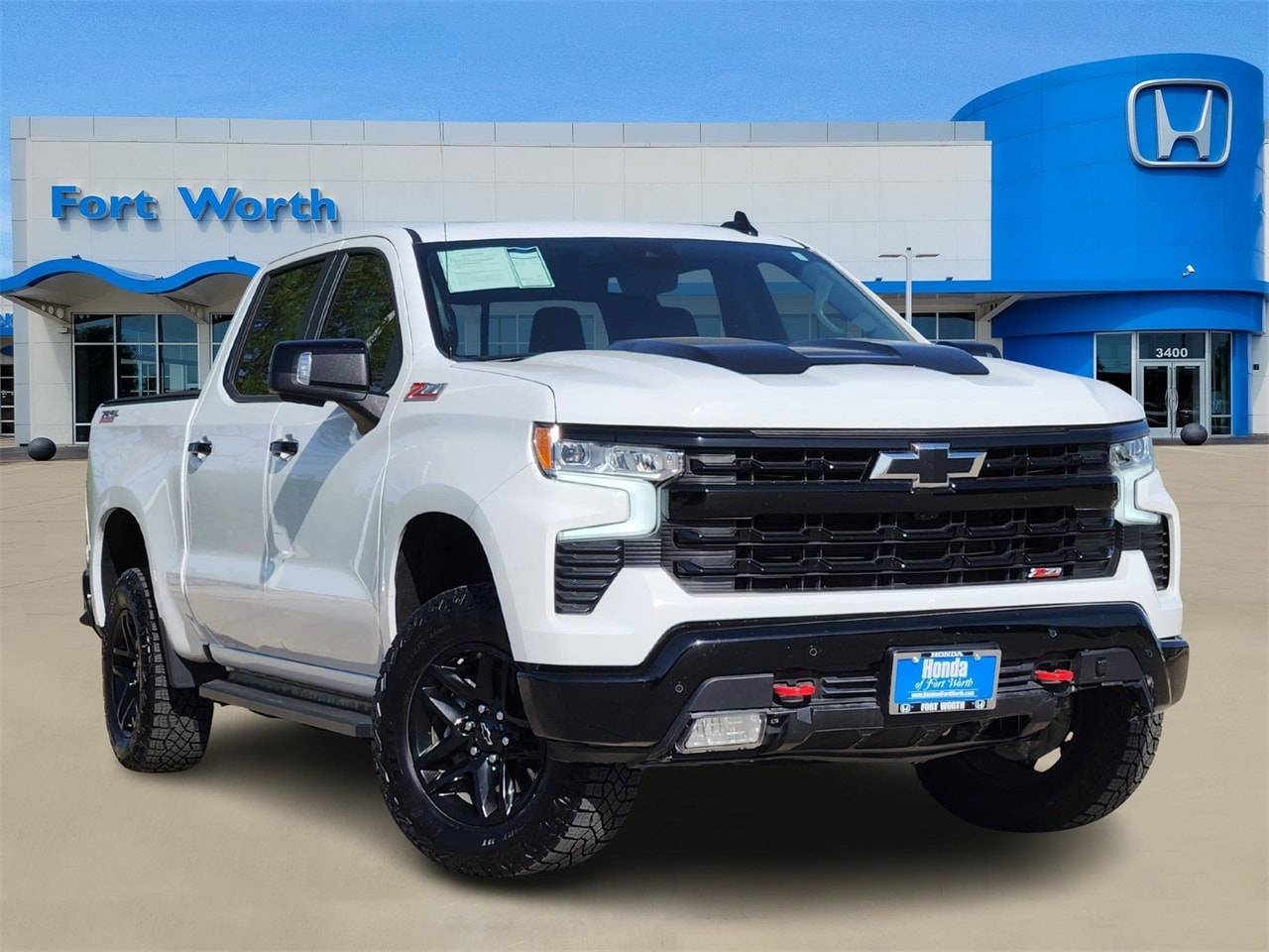 2024 Chevrolet Silverado 1500 LT Trail Boss — Pickup Truck — 19,905 mi — Fort Worth, TX