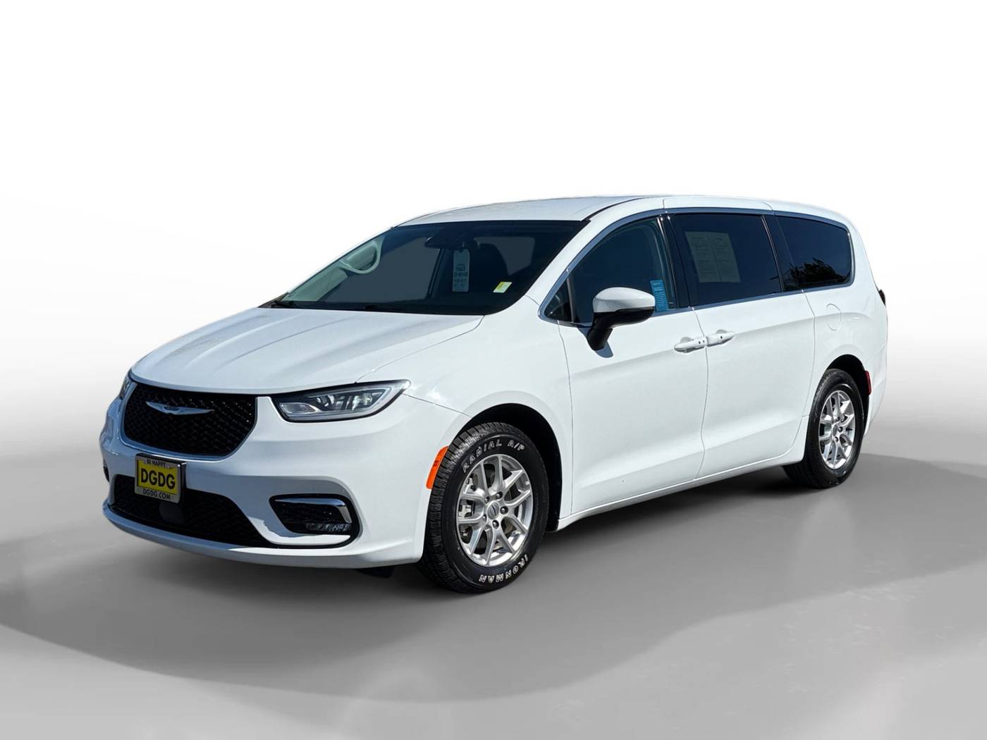 2023 Chrysler Pacifica Touring L — Minivan — 70,525 mi — San Jose, CA