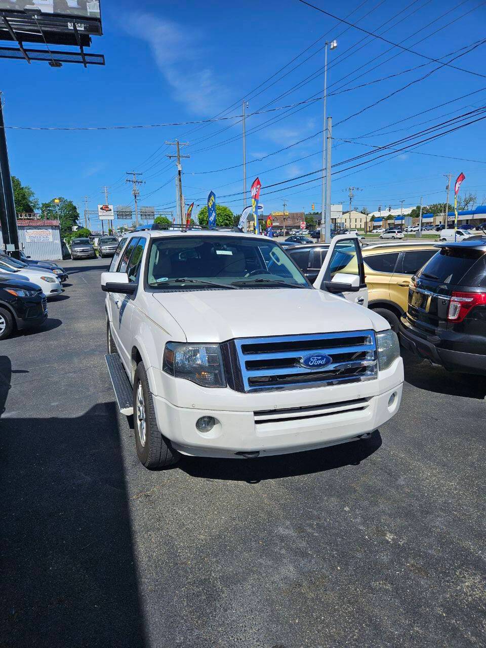 2012 Ford Expedition Limited — SUV — 175,697 mi — New Castle, DE