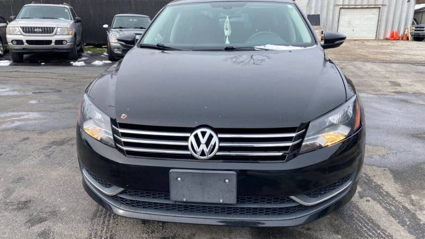 2012 Volkswagen Passat S — Sedan — 140,937 mi — New Castle, DE