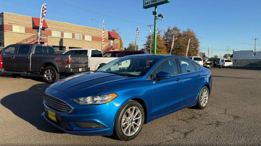 2017 Ford Fusion SE — Sedan — 99,380 mi — Eugene, OR
