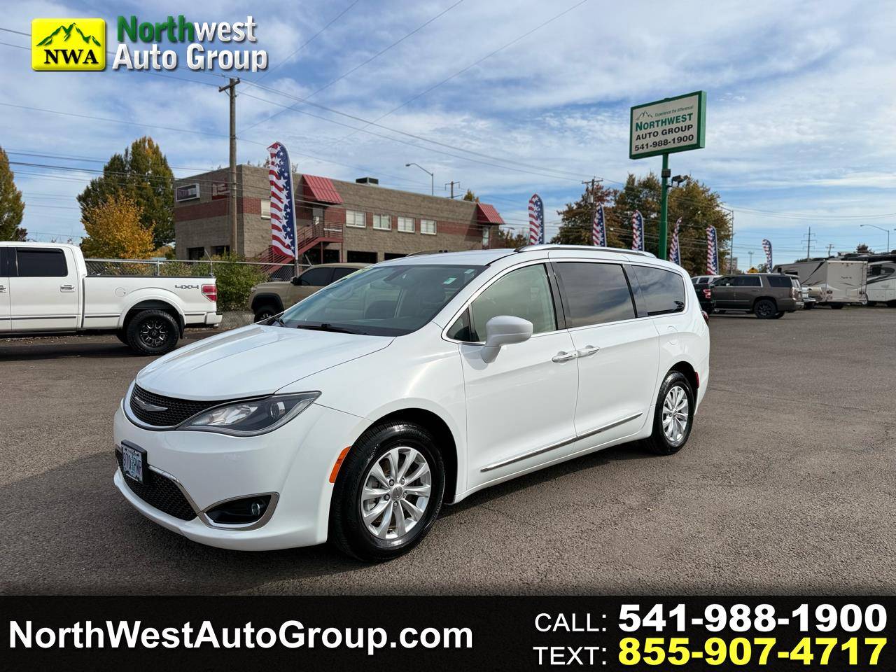 2018 Chrysler Pacifica Touring L — Minivan — 102,984 mi — Eugene, OR