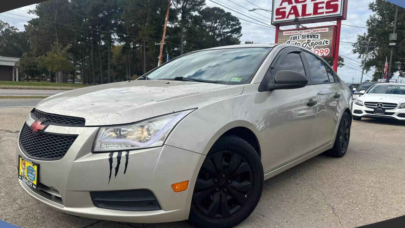 2014 Chevrolet Cruze LS — Sedan — 108,853 mi — Norfolk, VA