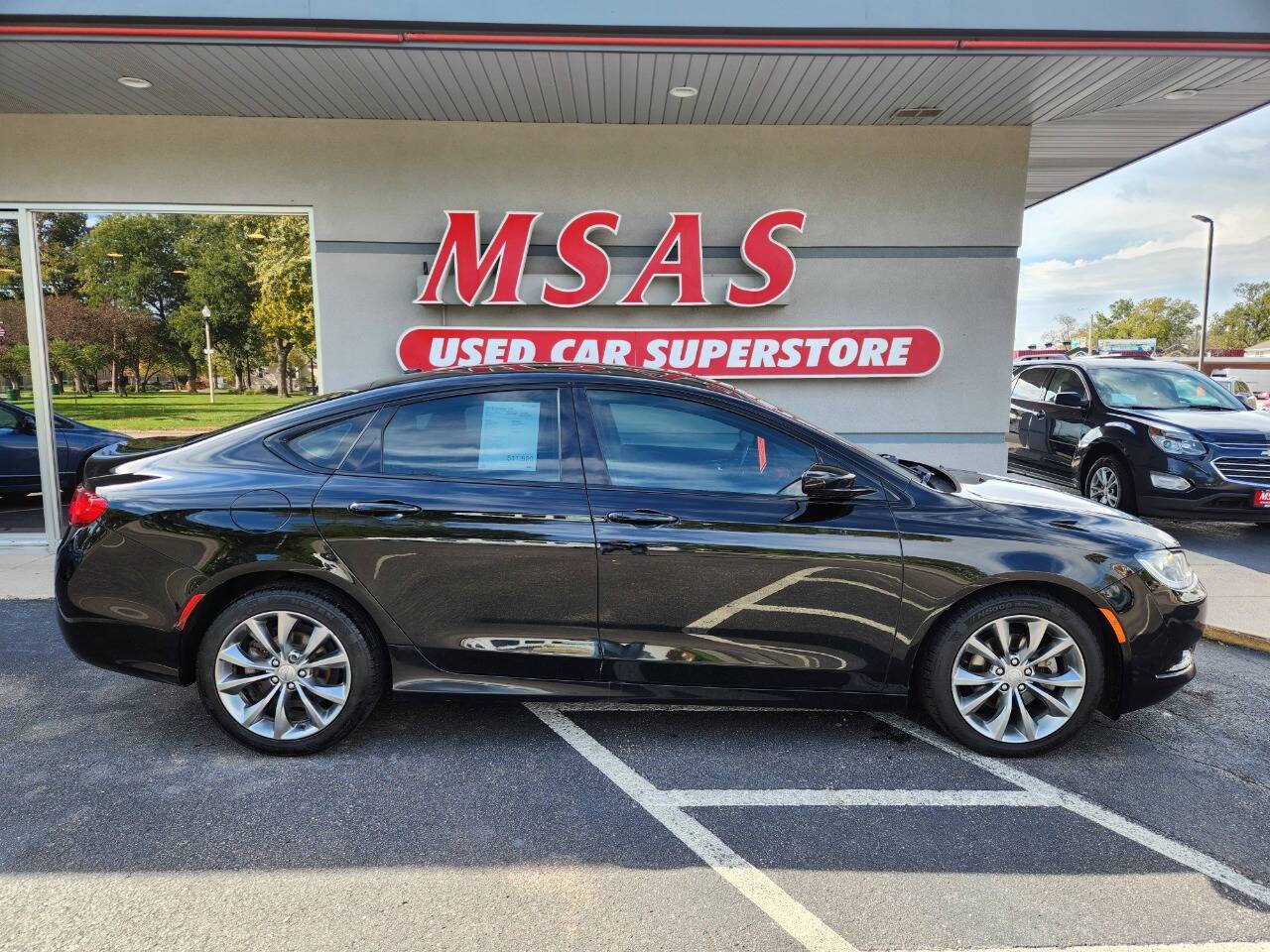 2015 Chrysler 200 S — Sedan — 98,843 mi — Grand Island, NE