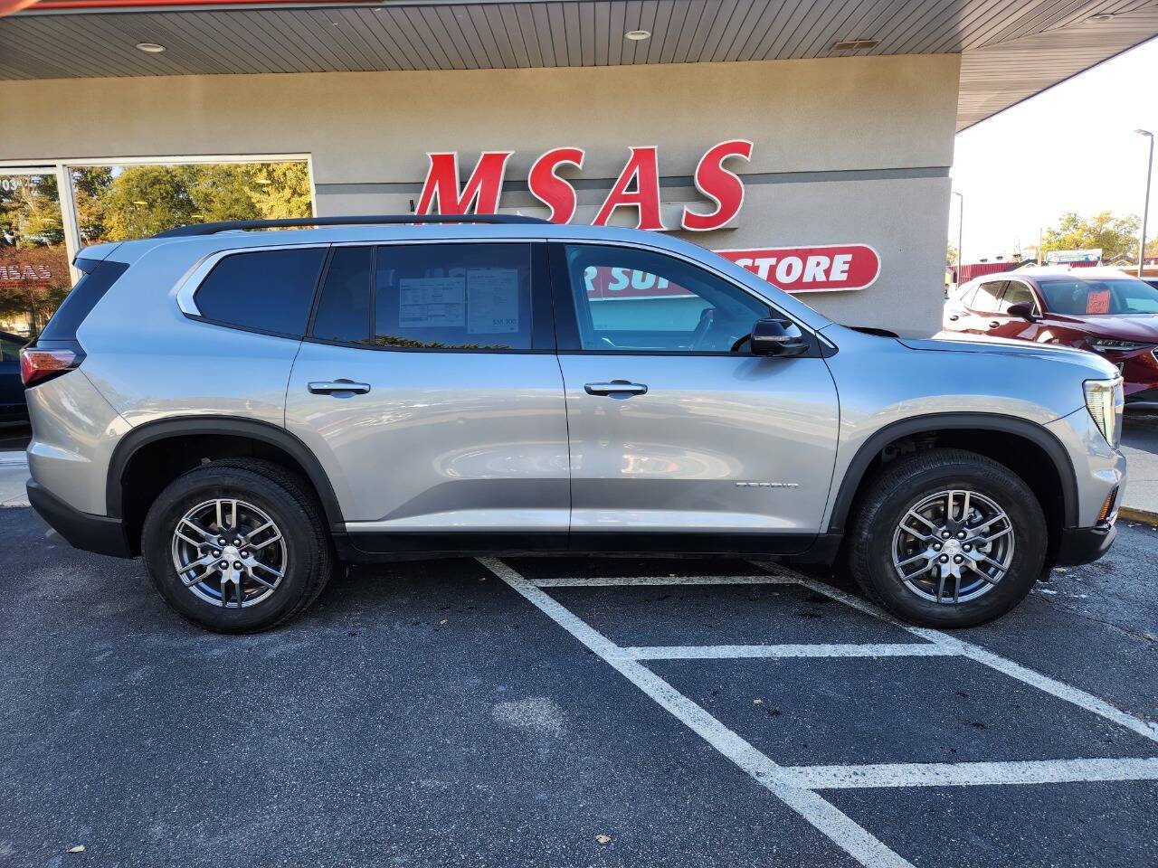 2025 GMC Acadia Elevation — SUV — 20,371 mi — Grand Island, NE