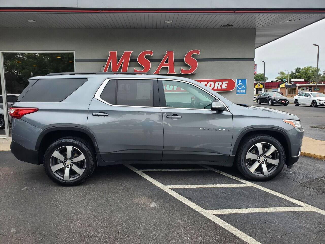 2021 Chevrolet Traverse LT Leather — SUV — 64,722 mi — Grand Island, NE