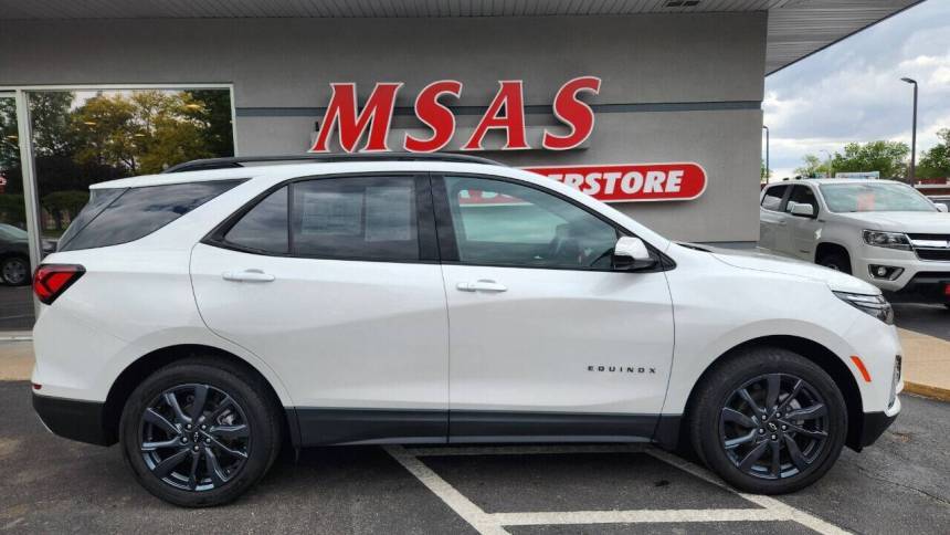 2022 Chevrolet Equinox RS — SUV — 24,890 mi — Grand Island, NE