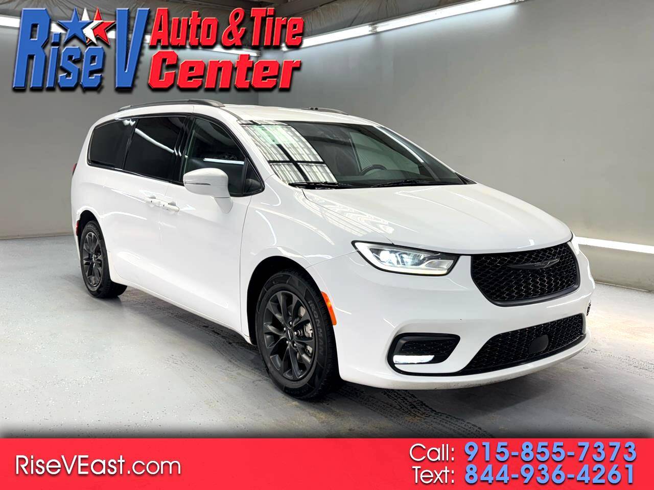 2021 Chrysler Pacifica Touring L — Minivan — 34,828 mi — El Paso, TX