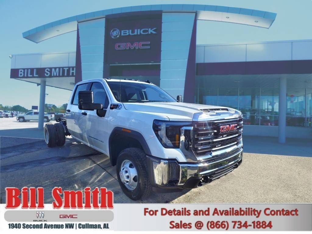 2025 GMC Sierra 3500HD CC Pro — Chassis Cab Truck — 8,682 mi — Cullman, AL