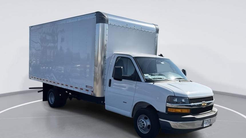 2024 Chevrolet Express 3500