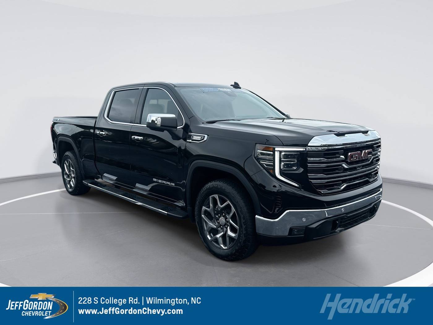 2023 GMC Sierra 1500 SLT — Pickup Truck — 66 mi — Wilmington, NC