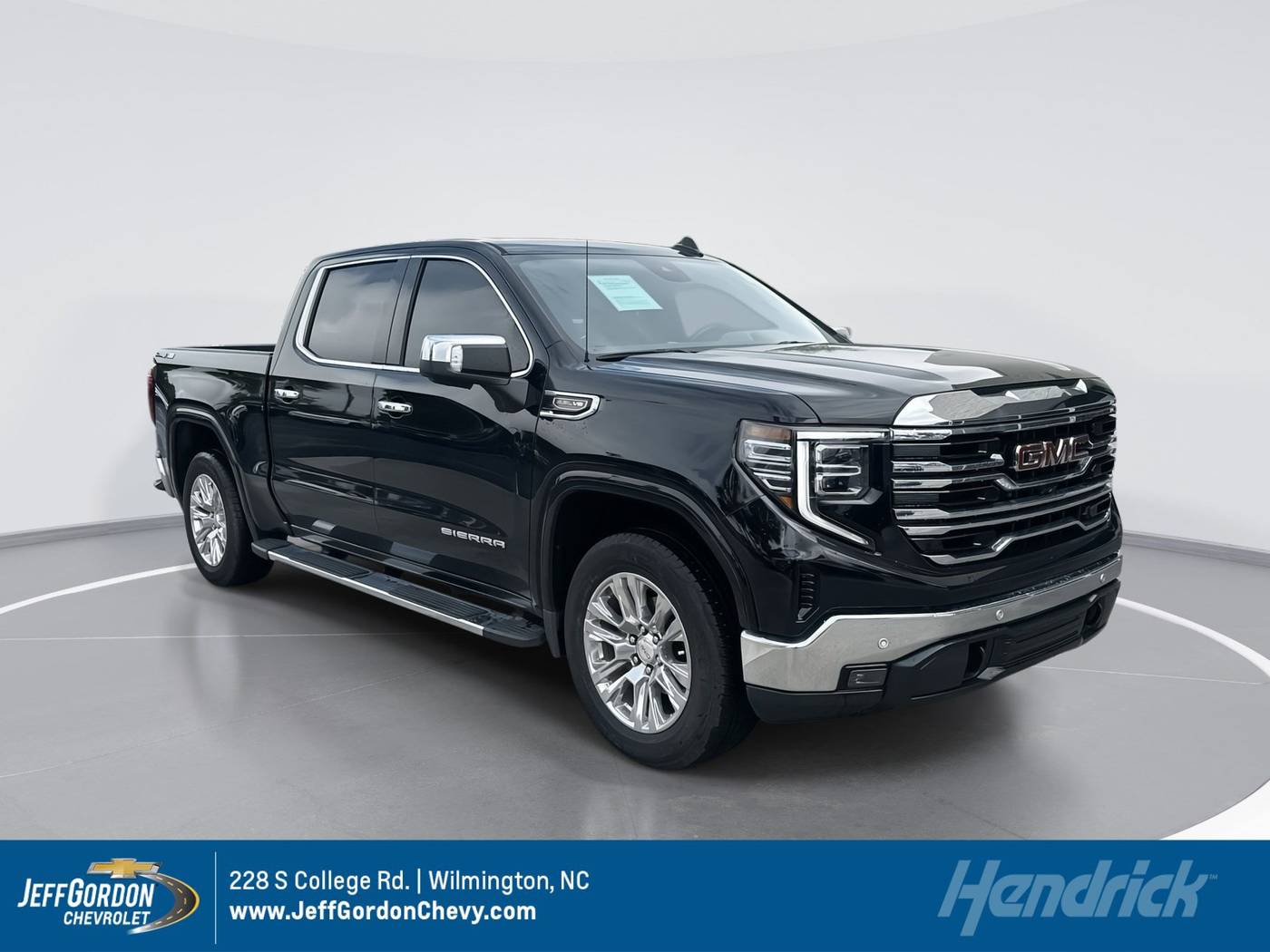 2023 GMC Sierra 1500 SLT — Pickup Truck — 15,539 mi — Wilmington, NC