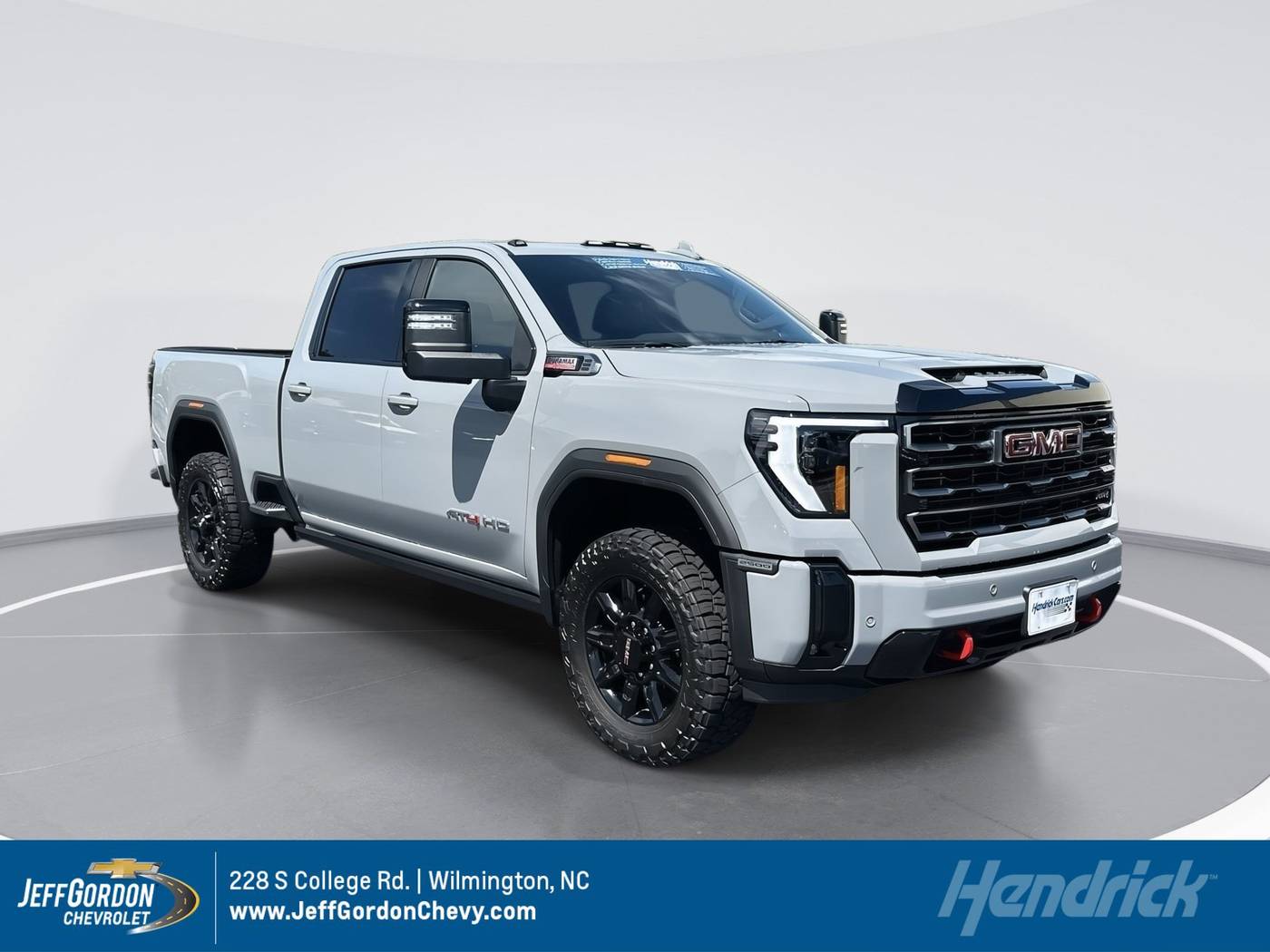2025 GMC Sierra 2500HD AT4 — Pickup Truck — 5,870 mi — Wilmington, NC