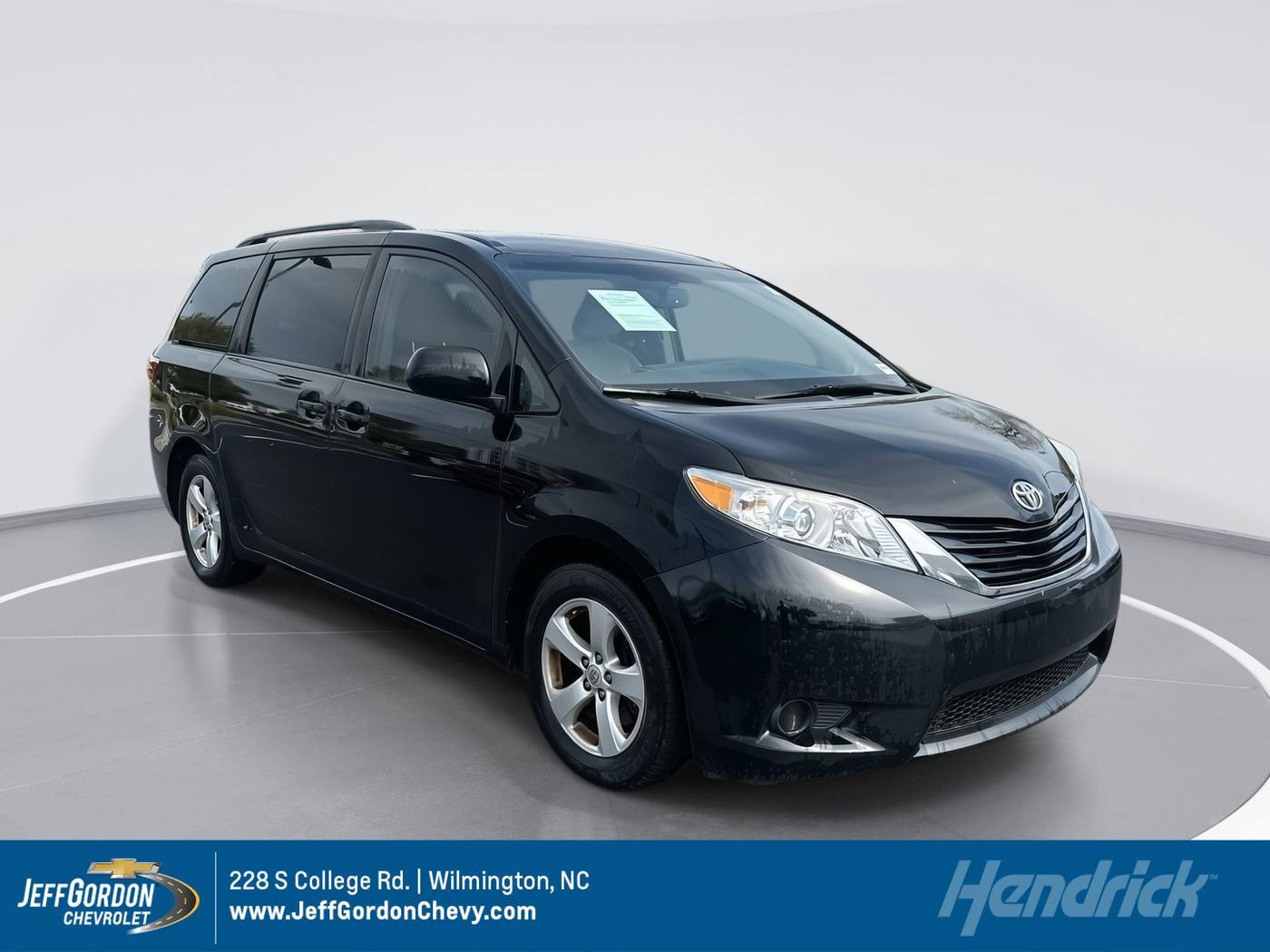 2015 Toyota Sienna LE — Minivan — 108,007 mi — Wilmington, NC