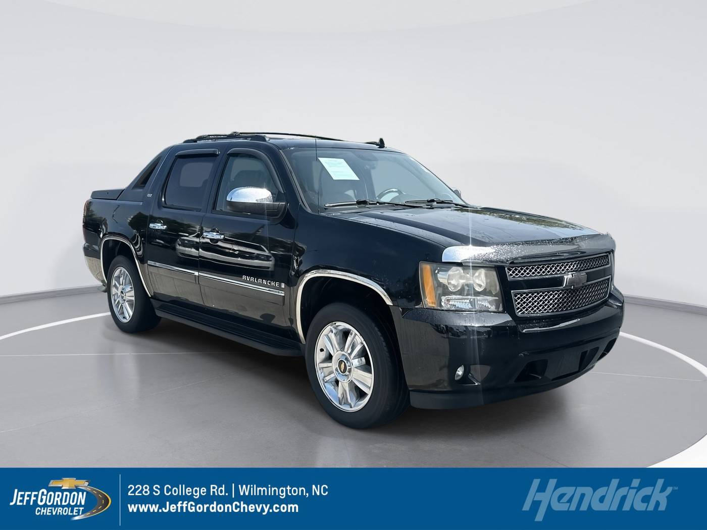 2009 Chevrolet Avalanche LTZ — Pickup Truck — 141,461 mi — Wilmington, NC