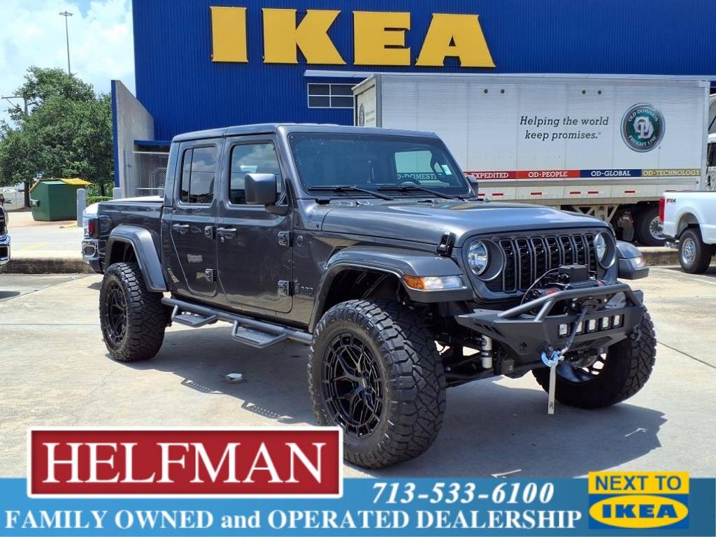 2024 Jeep Gladiator Jeep Beach — Pickup Truck — 1,007 mi — Houston, TX