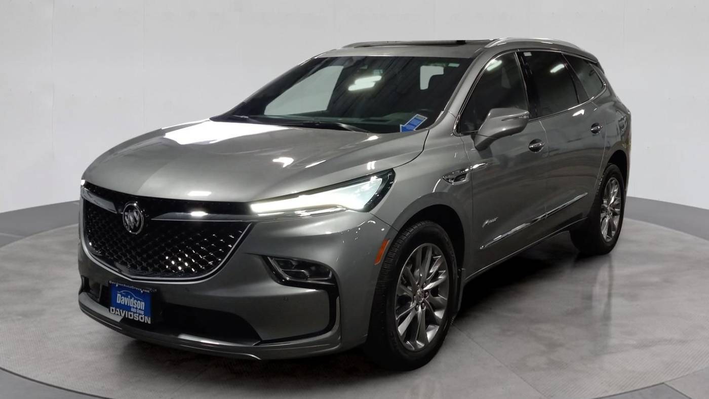 2023 Buick Enclave Avenir — SUV — 32,804 mi — Watertown, NY