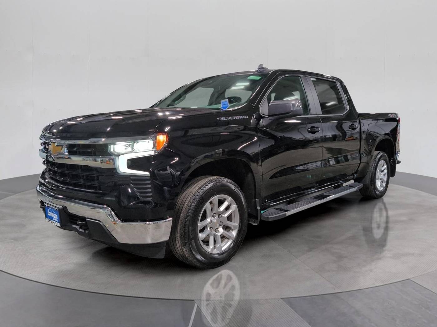 2023 Chevrolet Silverado 1500 LT — Pickup Truck — 41,628 mi — Watertown, NY
