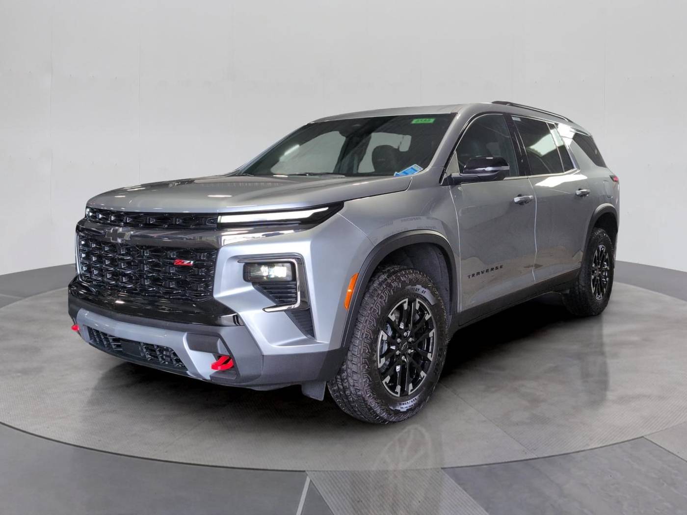 2025 Chevrolet Traverse Z71 — SUV — 453 mi — Watertown, NY
