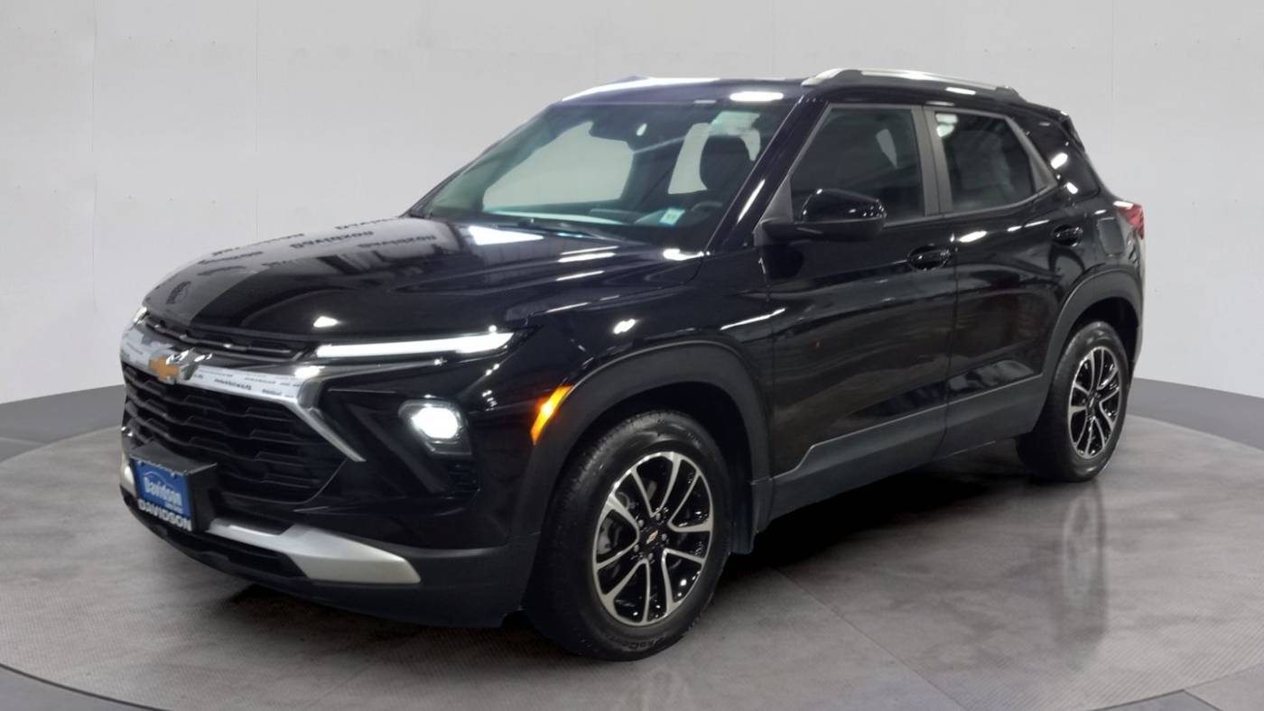 2025 Chevrolet Trailblazer LT — SUV — 3,279 mi — Watertown, NY