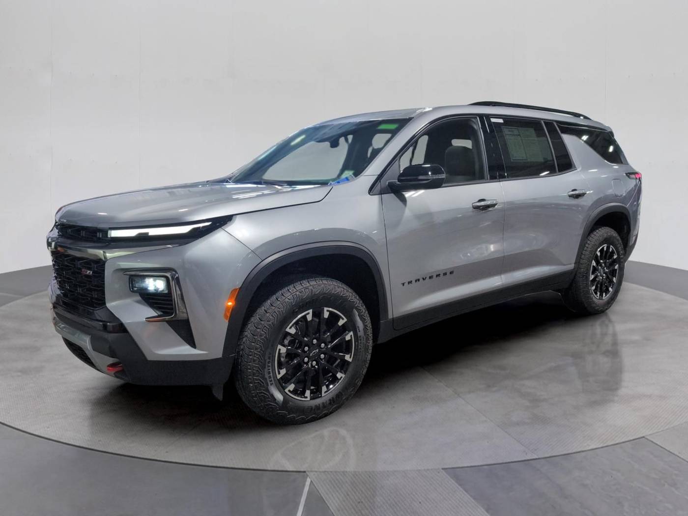 2025 Chevrolet Traverse Z71 — SUV — 466 mi — Watertown, NY