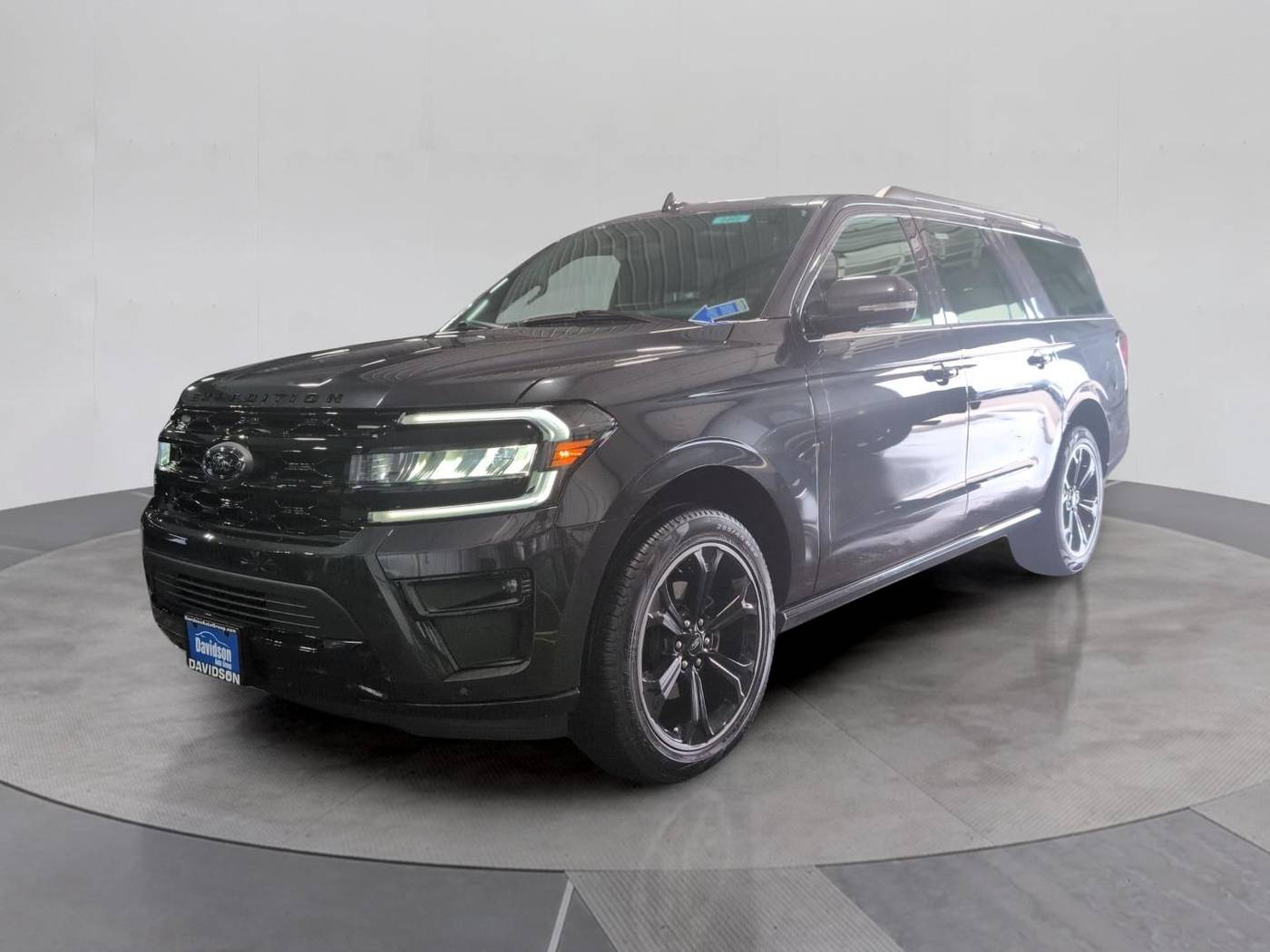 2024 Ford Expedition Limited — SUV — 7,856 mi — Watertown, NY