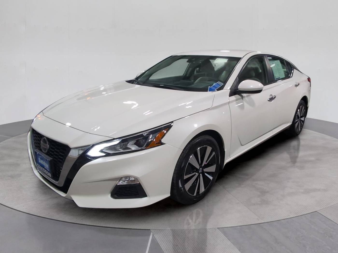 2022 Nissan Altima SV — Sedan — 43,579 mi — Watertown, NY