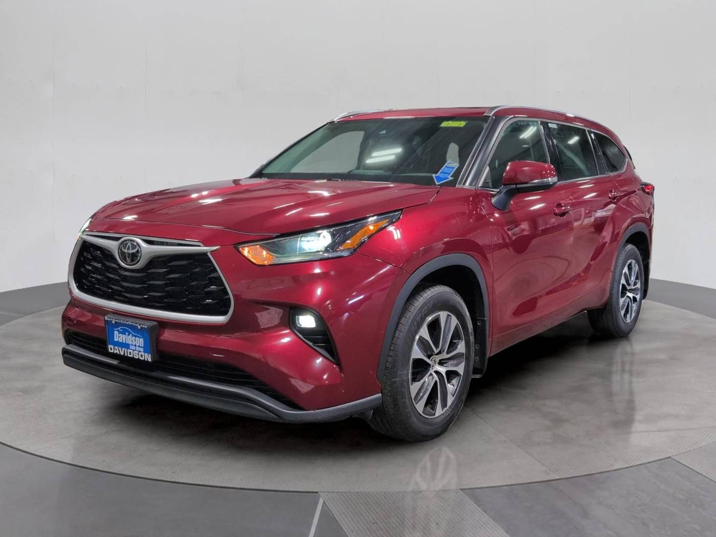 2021 Toyota Highlander XLE — SUV — 36,510 mi — Watertown, NY
