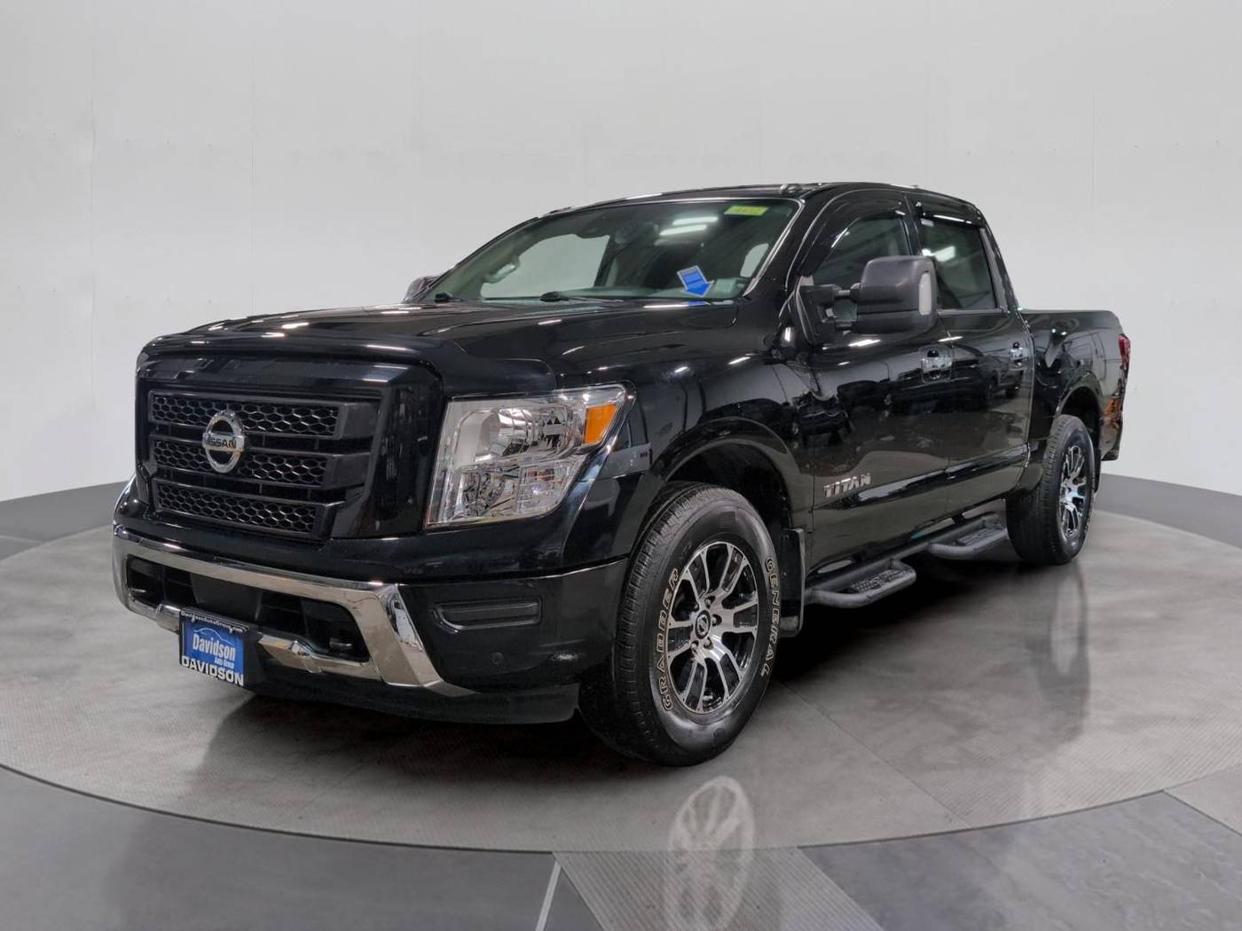 2021 Nissan Titan SV — Pickup Truck — 43,516 mi — Watertown, NY