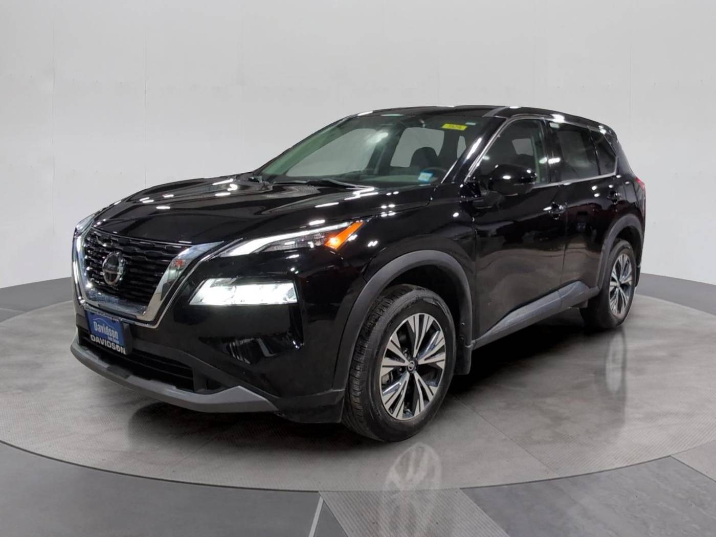 2021 Nissan Rogue SV — SUV — 21,148 mi — Watertown, NY