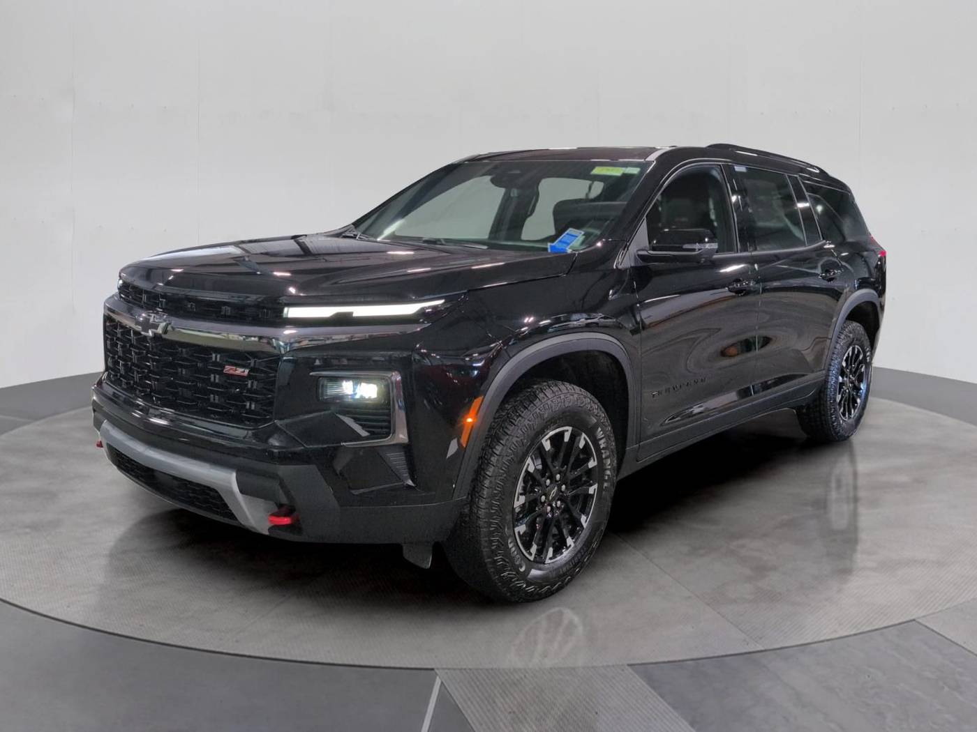 2025 Chevrolet Traverse Z71 — SUV — 385 mi — Watertown, NY