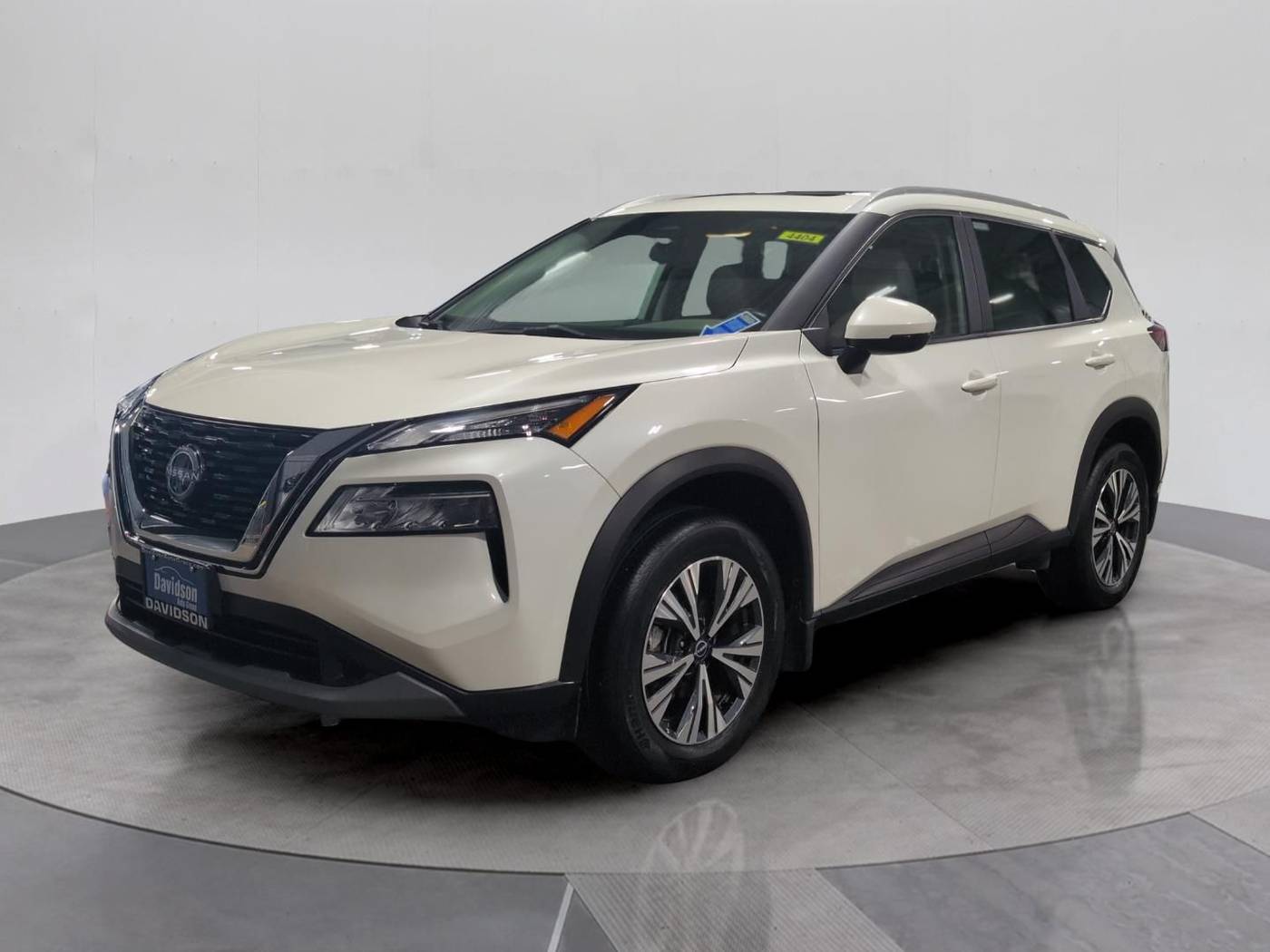 2023 Nissan Rogue SV — SUV — 13,381 mi — Watertown, NY