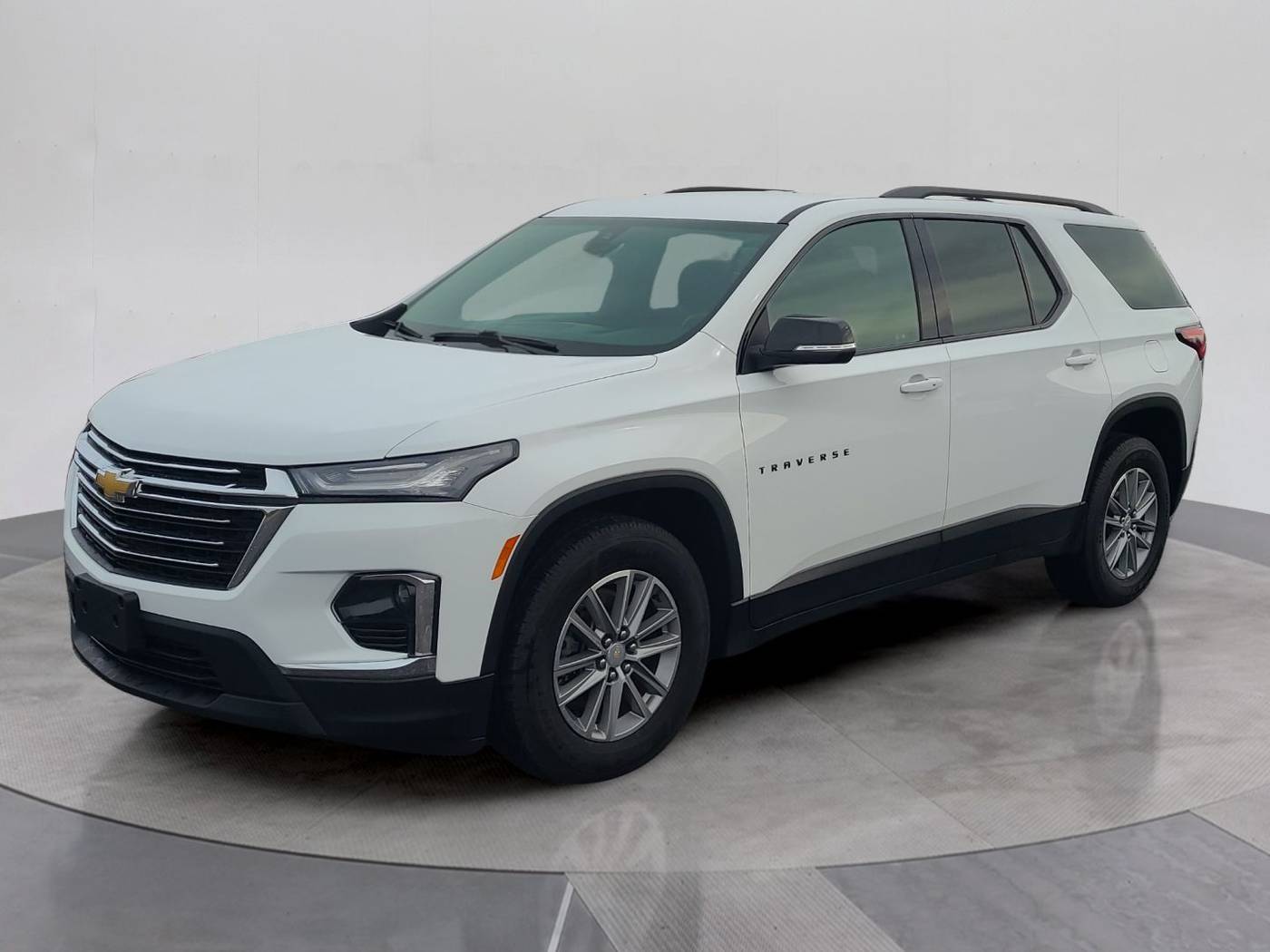 2022 Chevrolet Traverse LT Cloth — SUV — 43,494 mi — Watertown, NY