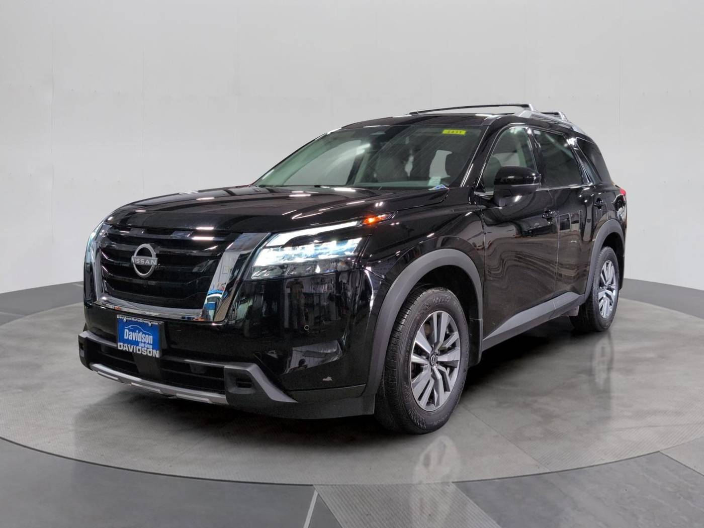 2023 Nissan Pathfinder SL — SUV — 23,094 mi — Watertown, NY