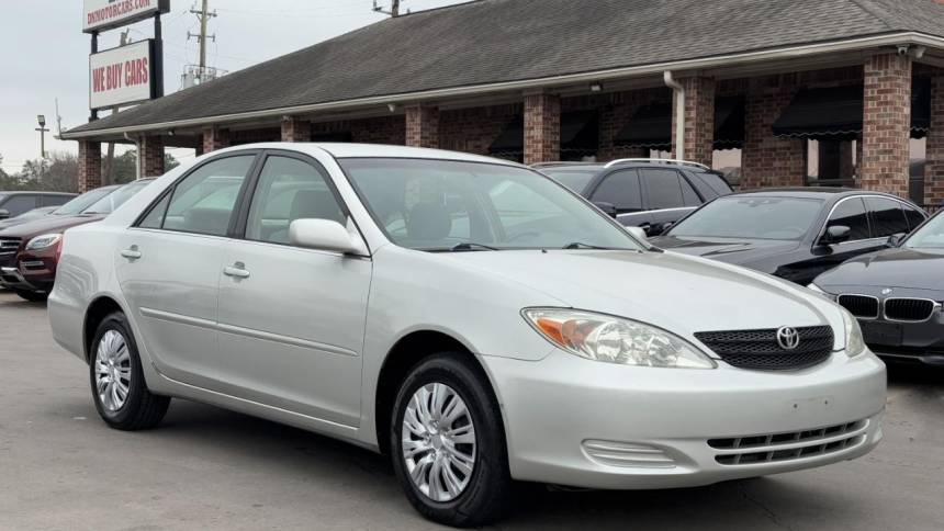 2004 Toyota Camry XLE — Sedan — 106,828 mi — Houston, TX