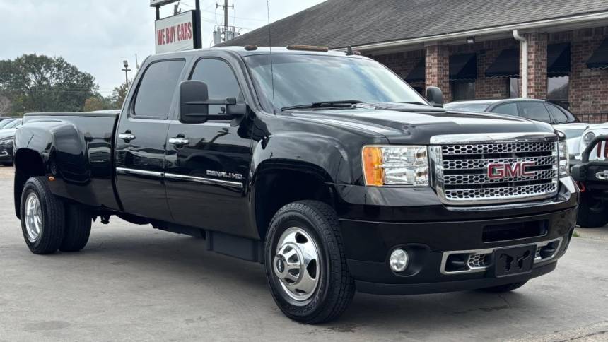 2013 GMC Sierra 3500HD Denali — Pickup Truck — 100,267 mi — Houston, TX
