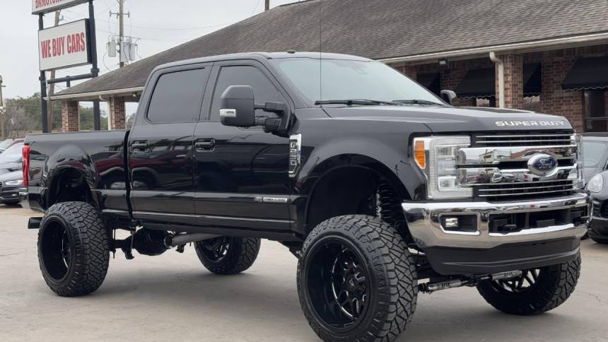 2018 Ford Super Duty F-250 Lariat — Pickup Truck — 29,156 mi — Houston, TX