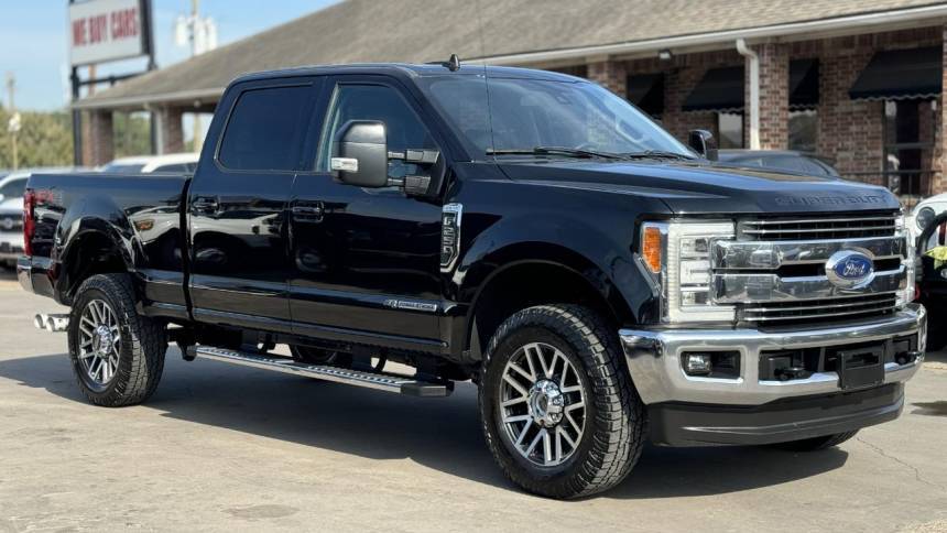2019 Ford Super Duty F-250 Lariat — Pickup Truck — 220,753 mi — Houston, TX