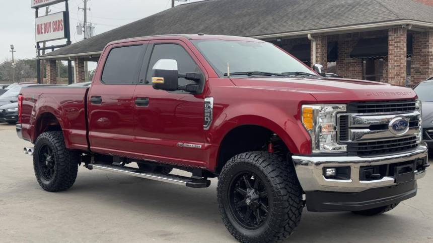 2017 Ford Super Duty F-250 XLT — Pickup Truck — 30,213 mi — Houston, TX