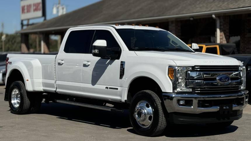 2017 Ford Super Duty F-350 Lariat — Pickup Truck — 112,980 mi — Houston, TX