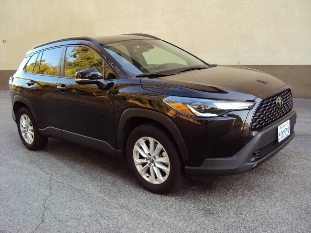 2022 Toyota Corolla Cross LE — SUV — 39,789 mi — Covina, CA